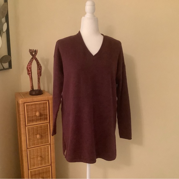 J.Jill V-neck Burgundy tunic - Picture 2 of 6